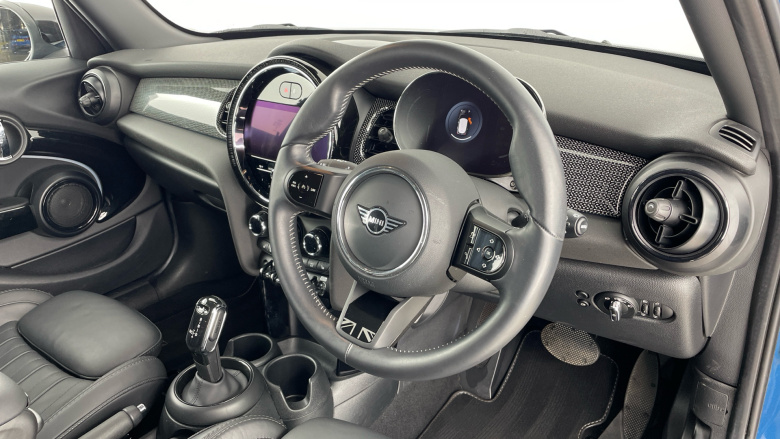 MINI Hatchback 1.5 Cooper Exclusive 5dr Auto Petrol Hatchback